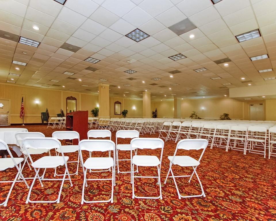 Quality Inn And Suites Conference Center Richmond Eksteriør bilde