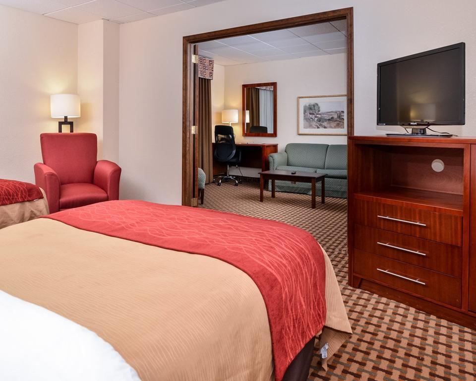 Quality Inn And Suites Conference Center Richmond Eksteriør bilde