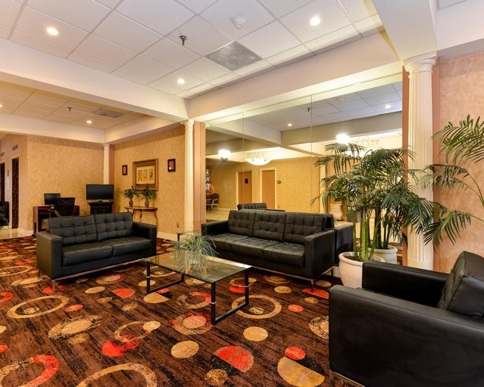 Quality Inn And Suites Conference Center Richmond Eksteriør bilde